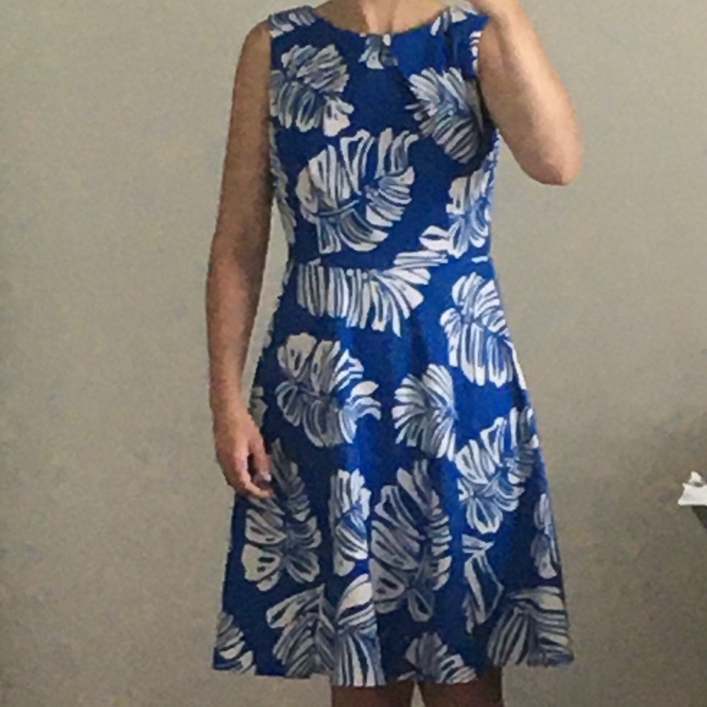 Dress Barn Bateau A line dress tropical leaf print